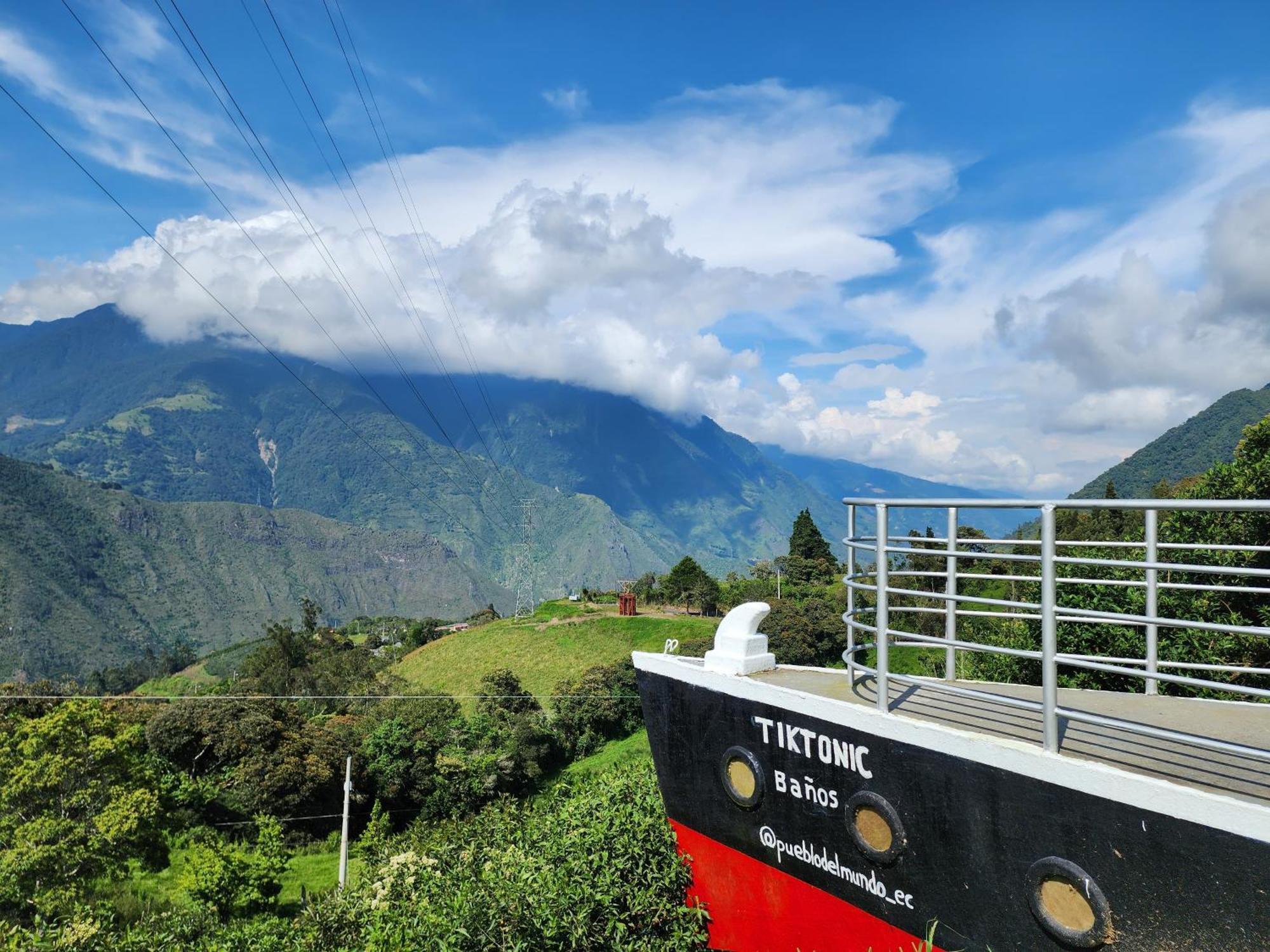 Hotel Pueblo Del Mundo บาญอส ภายนอก รูปภาพ